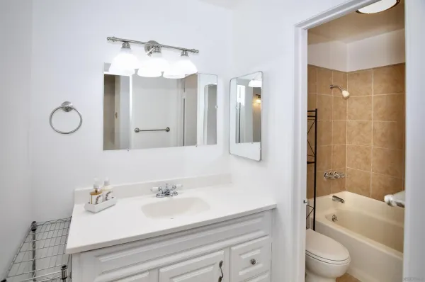 $1,995 | 1621 Hotel Circle South, Unit E304, San Diego, CA 92108