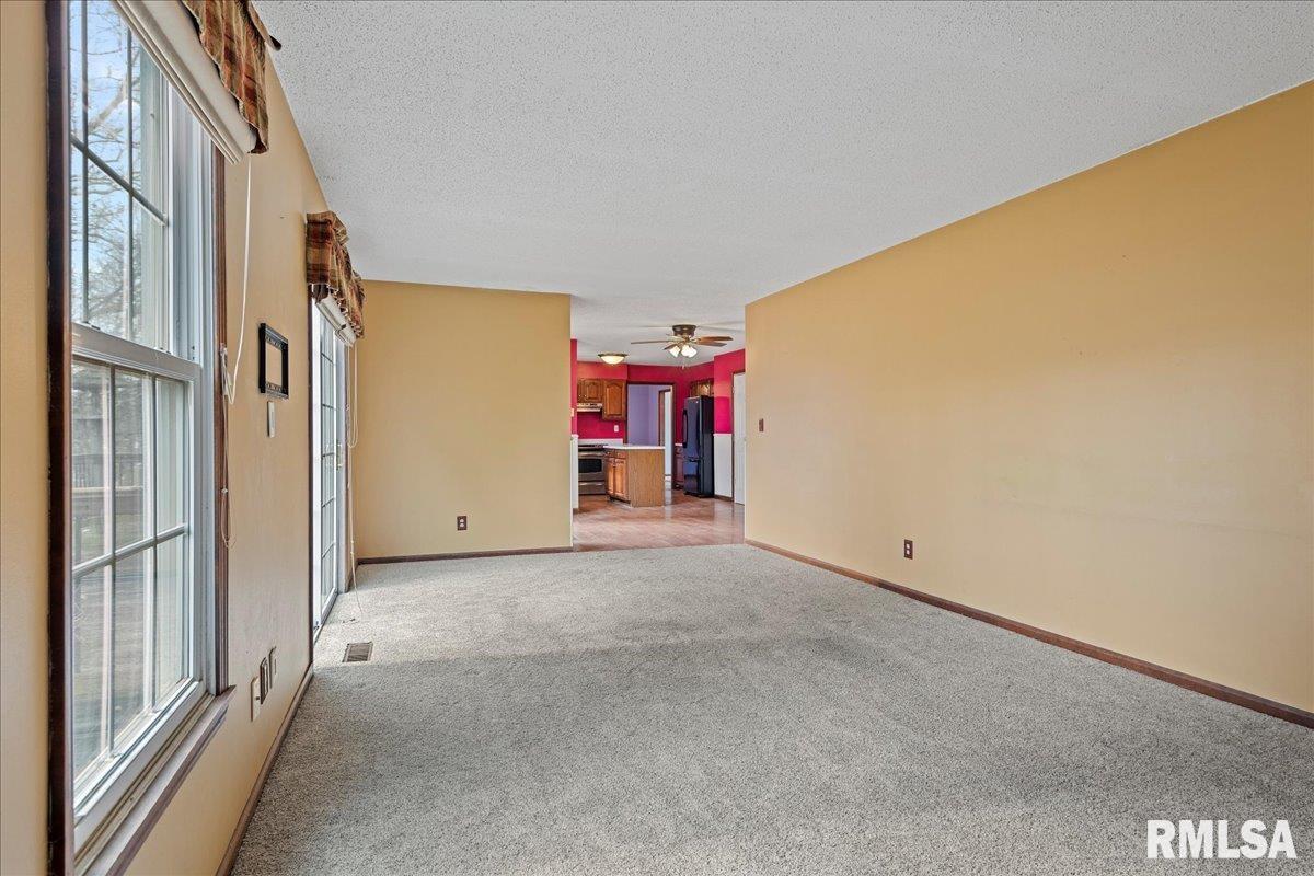 3116 Kensington Drive Springfield, IL 62702 - Photo 22 of 49