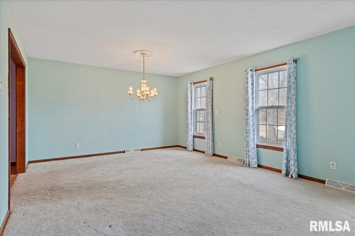 3116 Kensington Drive Springfield, IL 62702 - Photo 7 of 49