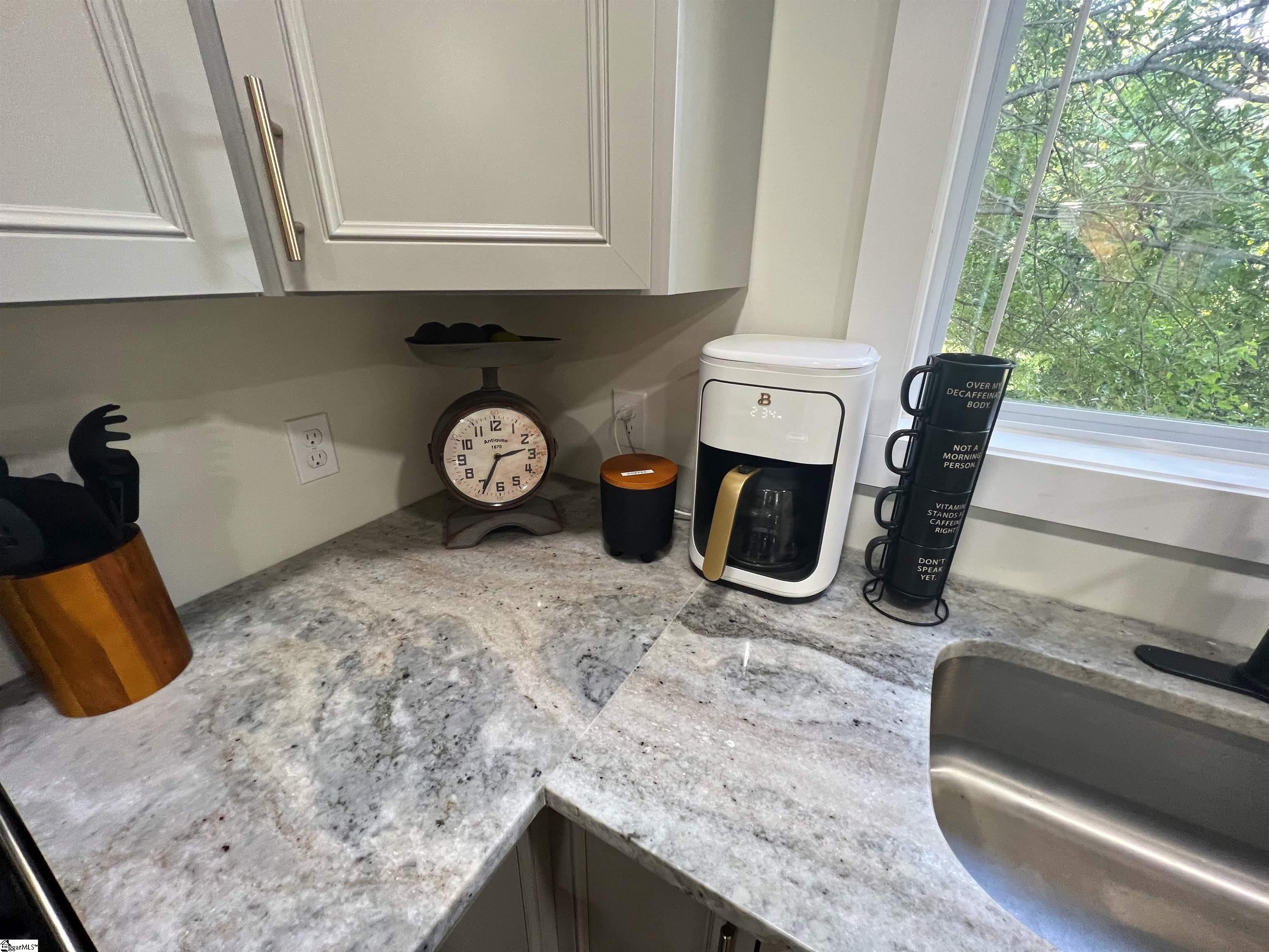 4 Lindberg Avenue Greenville, SC 29601 - Photo 18 of 36