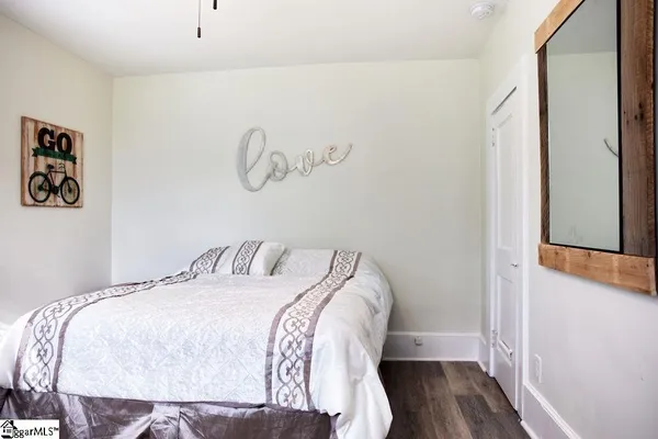 $2,175 | 4 Lindberg Avenue, Greenville, SC 29601