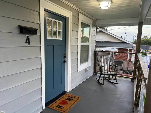 $2,175 | 4 Lindberg Avenue, Greenville, SC 29601