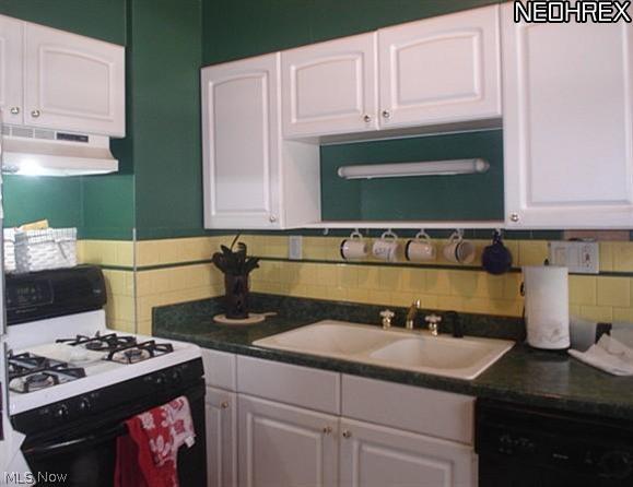 18215 Cornwall Road Cleveland, OH 44119 - Photo 10 of 25 Gallery Image 10