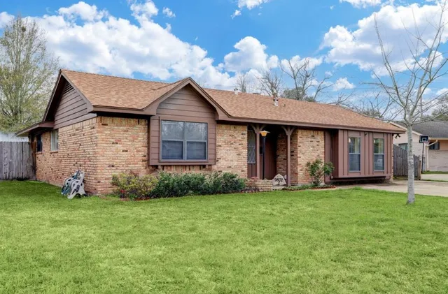 $269,900 | 10207 Rambling Trail, Houston, TX 77089