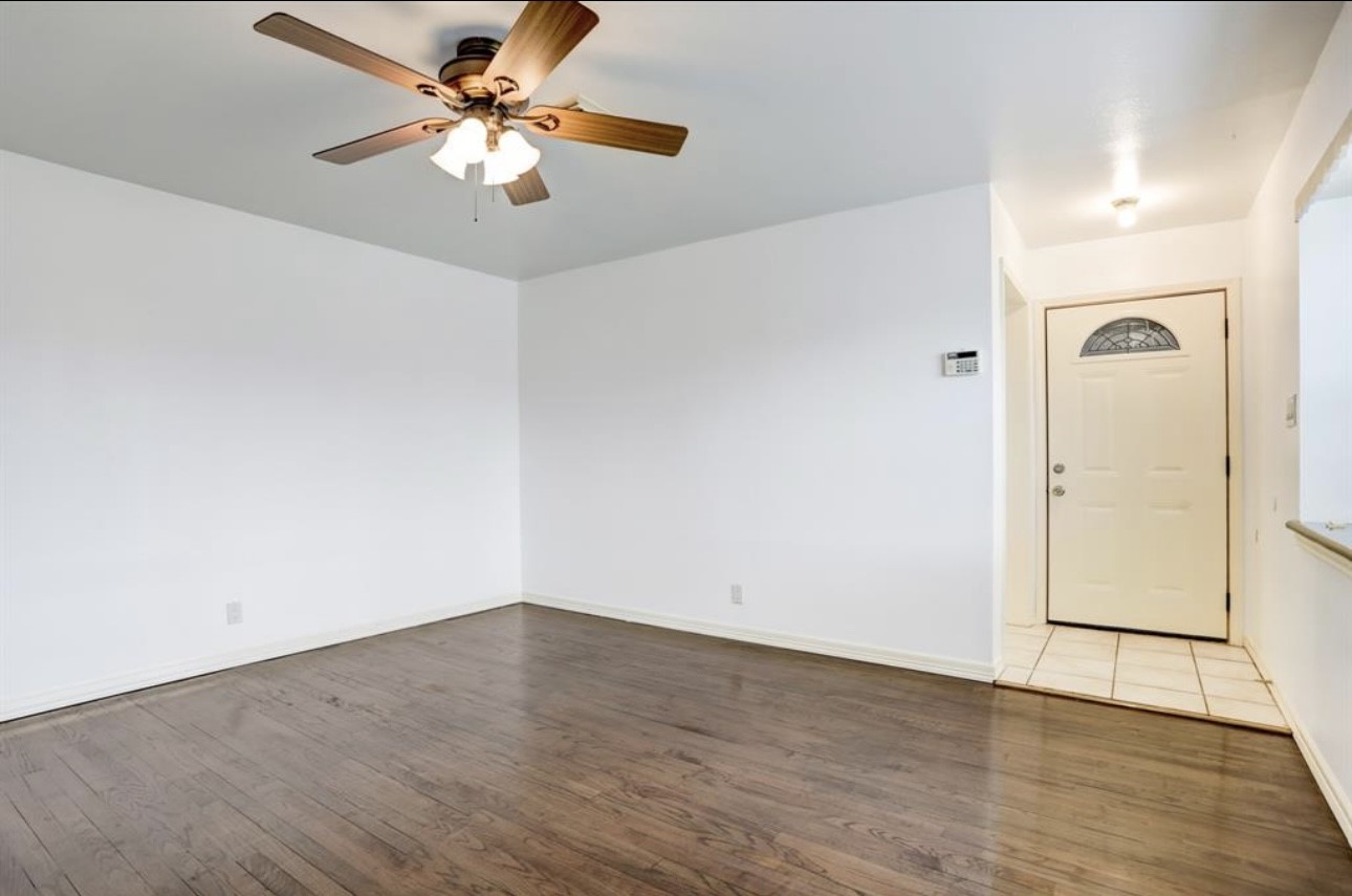 10207 Rambling Trail Houston, TX 77089 - Photo 5 of 20