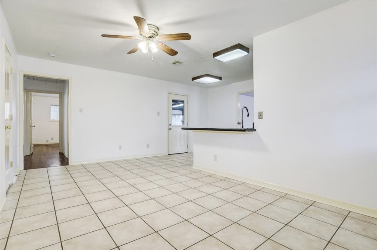 10207 Rambling Trail Houston, TX 77089 - Photo 6 of 20