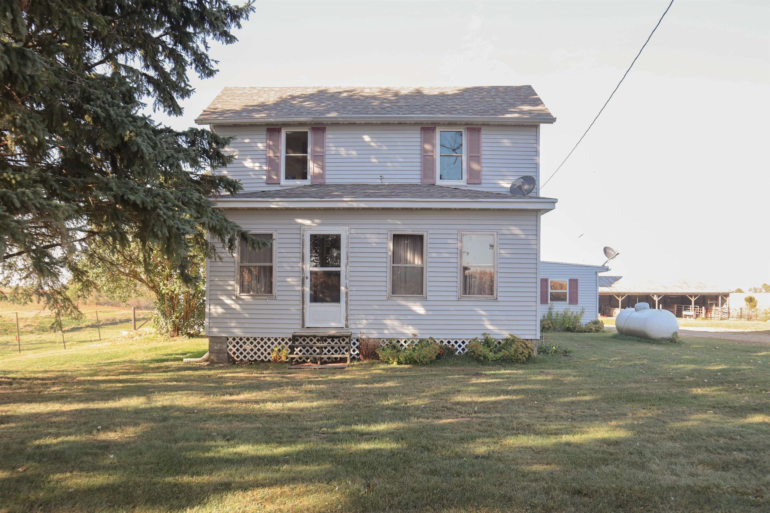 20482 Rennick Road Shullsburg, WI 53586 - Photo 2 of 18