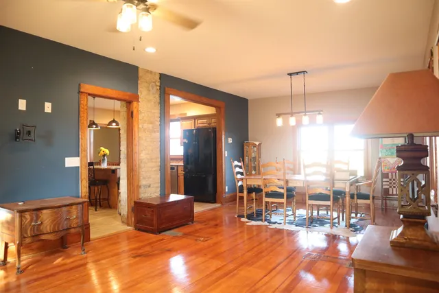 $425,000 | 20482 Rennick Road, Shullsburg, WI 53586