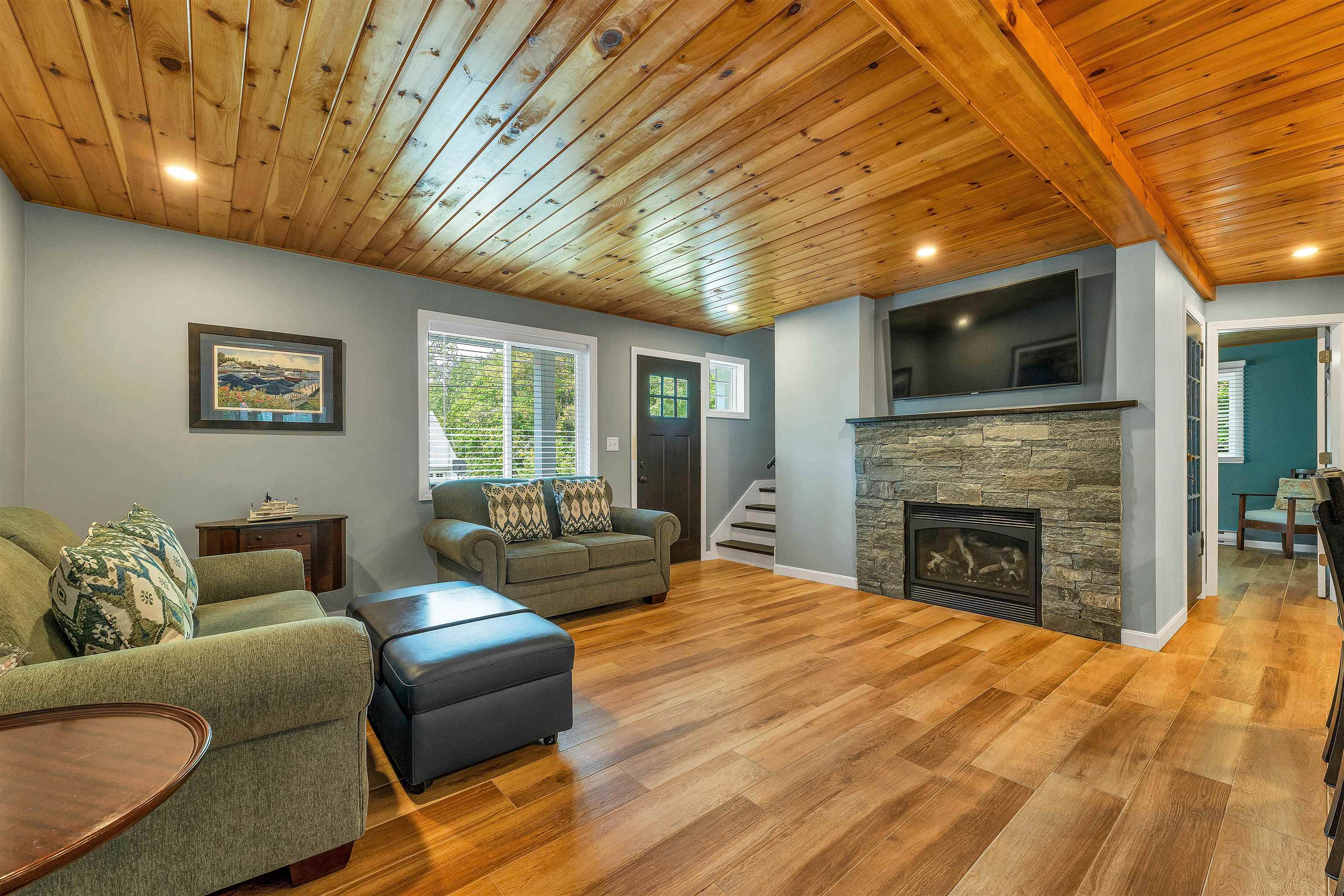 11 Knoll Road Wolfeboro, NH 03894 - Photo 8 of 60 Gallery Image 8