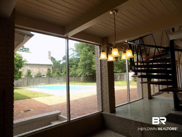 353 Grand Avenue Fairhope, AL 36532 - Photo 13 of 45 Breakfast room