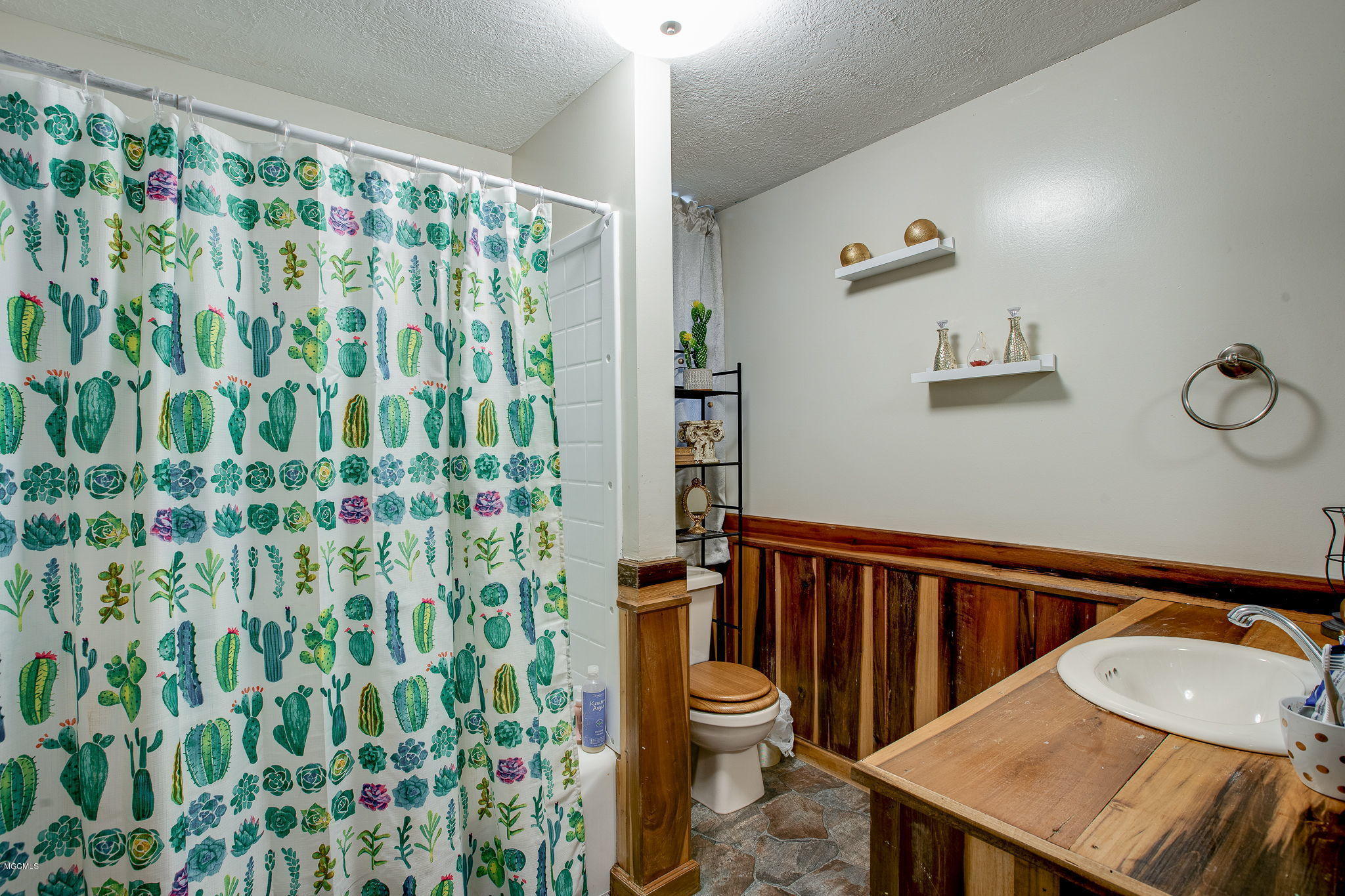 528 Bobs Landing Road Lucedale, MS 39452 - Photo 9 of 51 Bathroom 2 View 2