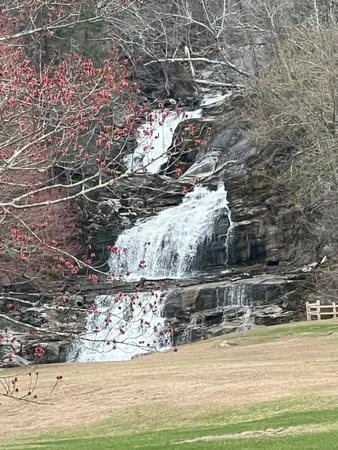 a sign that is on the wall of building