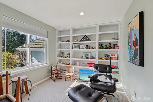 $1,500,000 | 20728 Southeast 119th Street, Issaquah, WA 98027