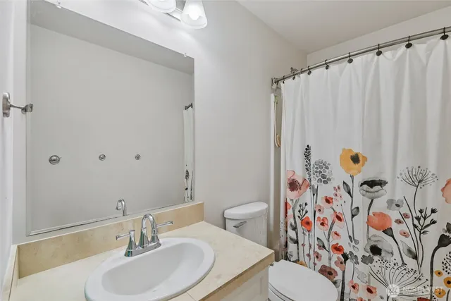 $1,500,000 | 20728 Southeast 119th Street, Issaquah, WA 98027