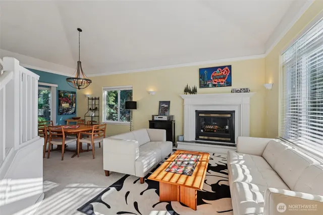 $1,500,000 | 20728 Southeast 119th Street, Issaquah, WA 98027