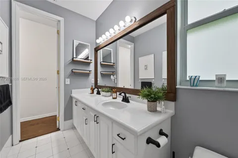 $1,490,000 | 8204 Southwest 171st Street, Palmetto Bay, FL 33157