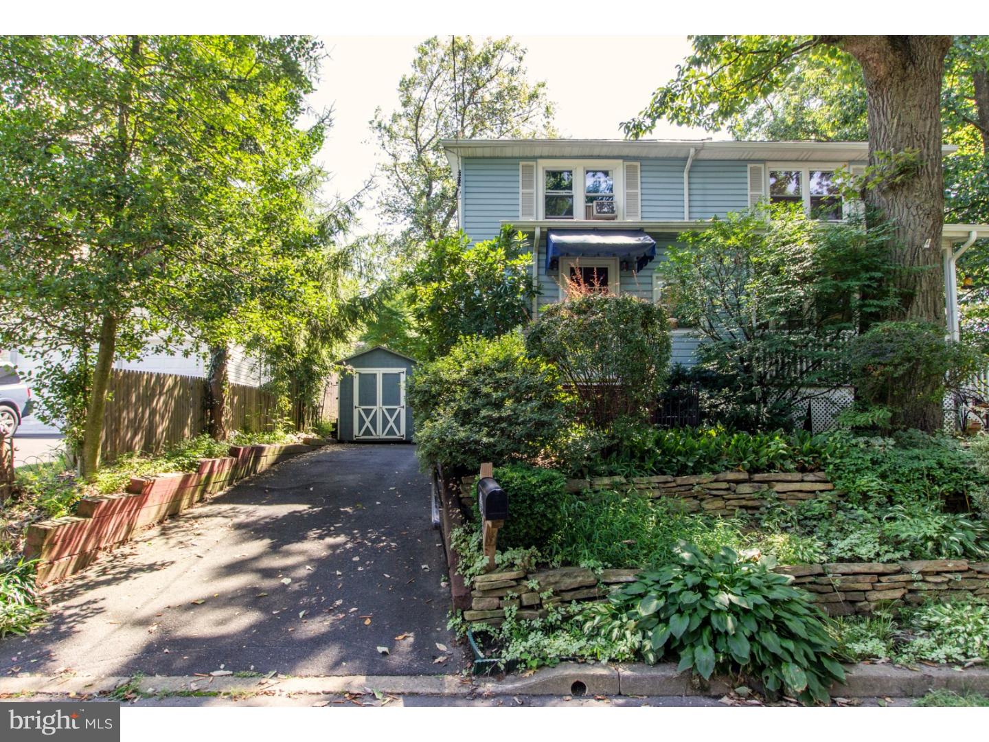 343 Locust Road Abington, PA 19038 - Photo 2 of 25 Gallery Image 2