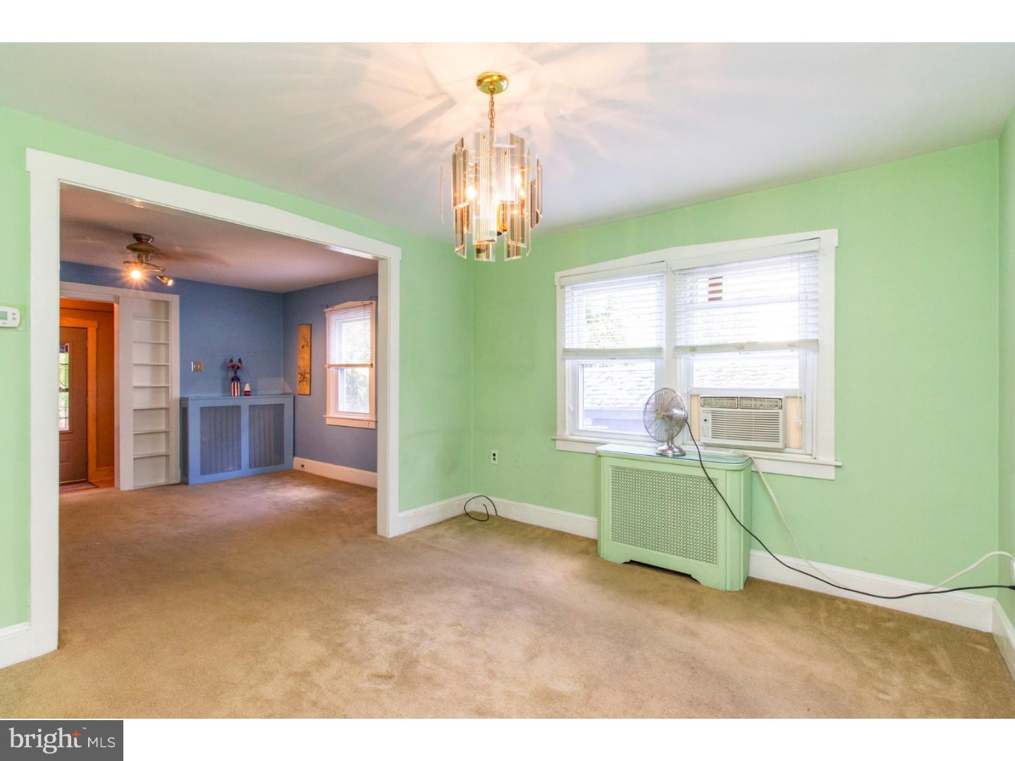 343 Locust Road Abington, PA 19038 - Photo 6 of 25 Gallery Image 6