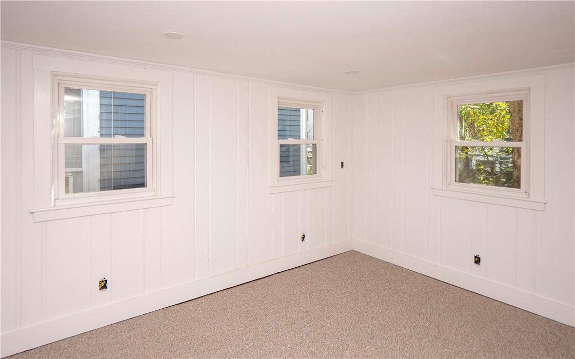 8 Pleasant Street, Unit 1 Newport, RI 02840 - Photo 14 of 38