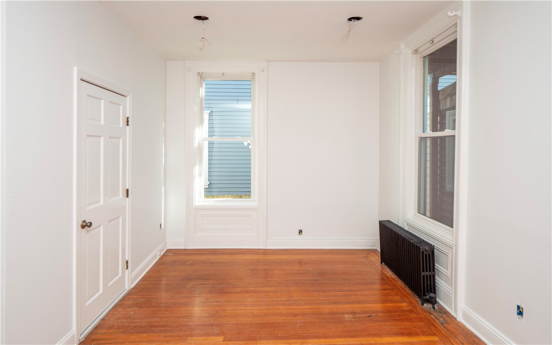 8 Pleasant Street, Unit 1 Newport, RI 02840 - Photo 19 of 38