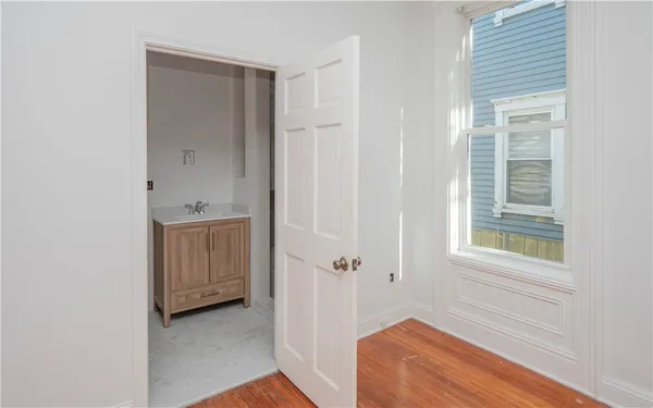 $3,600 | 8 Pleasant Street, Unit 1, Newport, RI 02840