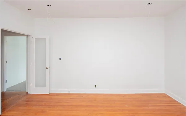 $3,600 | 8 Pleasant Street, Unit 1, Newport, RI 02840