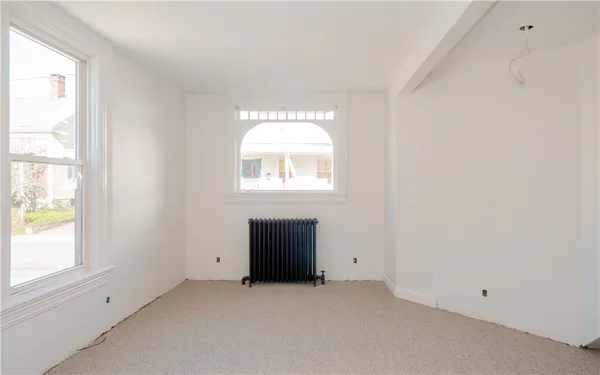 $3,600 | 8 Pleasant Street, Unit 1, Newport, RI 02840