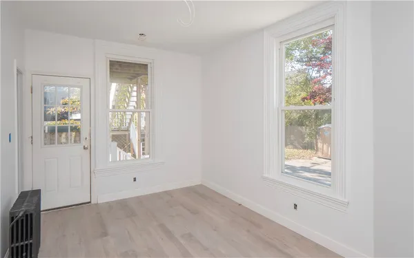 $3,600 | 8 Pleasant Street, Unit 1, Newport, RI 02840