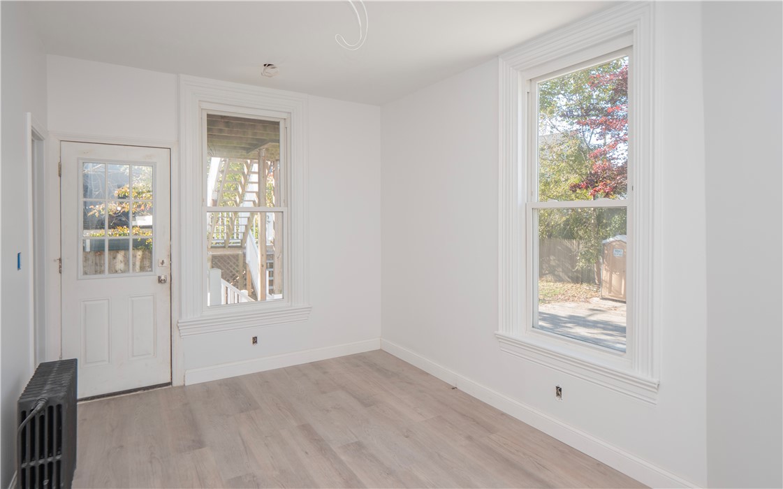 8 Pleasant Street, Unit 1 Newport, RI 02840 - Photo 34 of 38