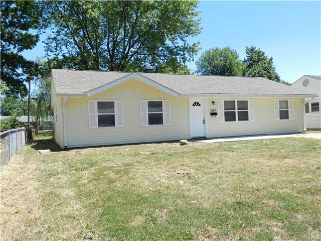 1581 Roberts Road Franklin, IN 46131 - Photo 2 of 24 Gallery Image 2
