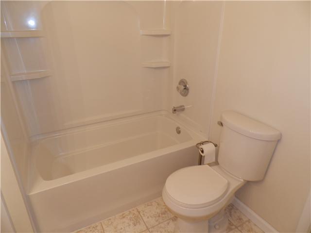 1581 Roberts Road Franklin, IN 46131 - Photo 12 of 24 Gallery Image 12