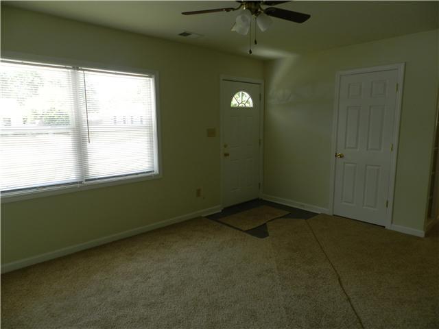 1581 Roberts Road Franklin, IN 46131 - Photo 7 of 24 Gallery Image 7