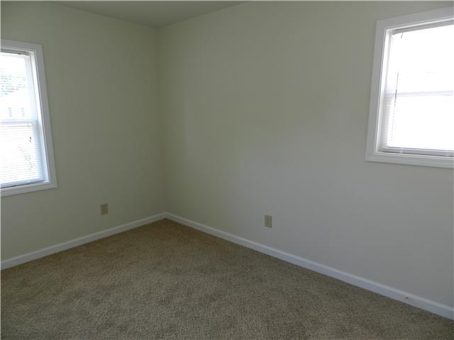 1581 Roberts Road Franklin, IN 46131 - Photo 8 of 24 Gallery Image 8
