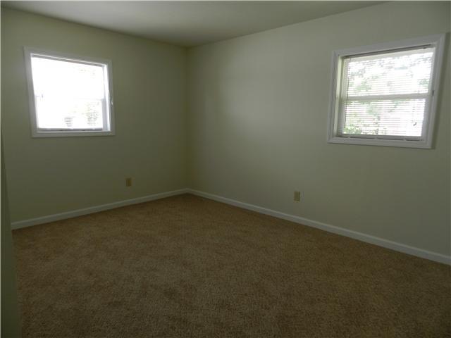 1581 Roberts Road Franklin, IN 46131 - Photo 9 of 24 Gallery Image 9