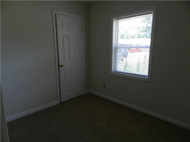 1581 Roberts Road Franklin, IN 46131 - Photo 10 of 24 Gallery Image 10