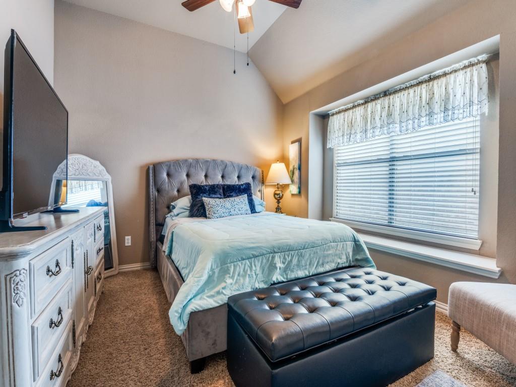 210 Dancing Light Lane Red Oak, TX 75154 - Photo 12 of 20