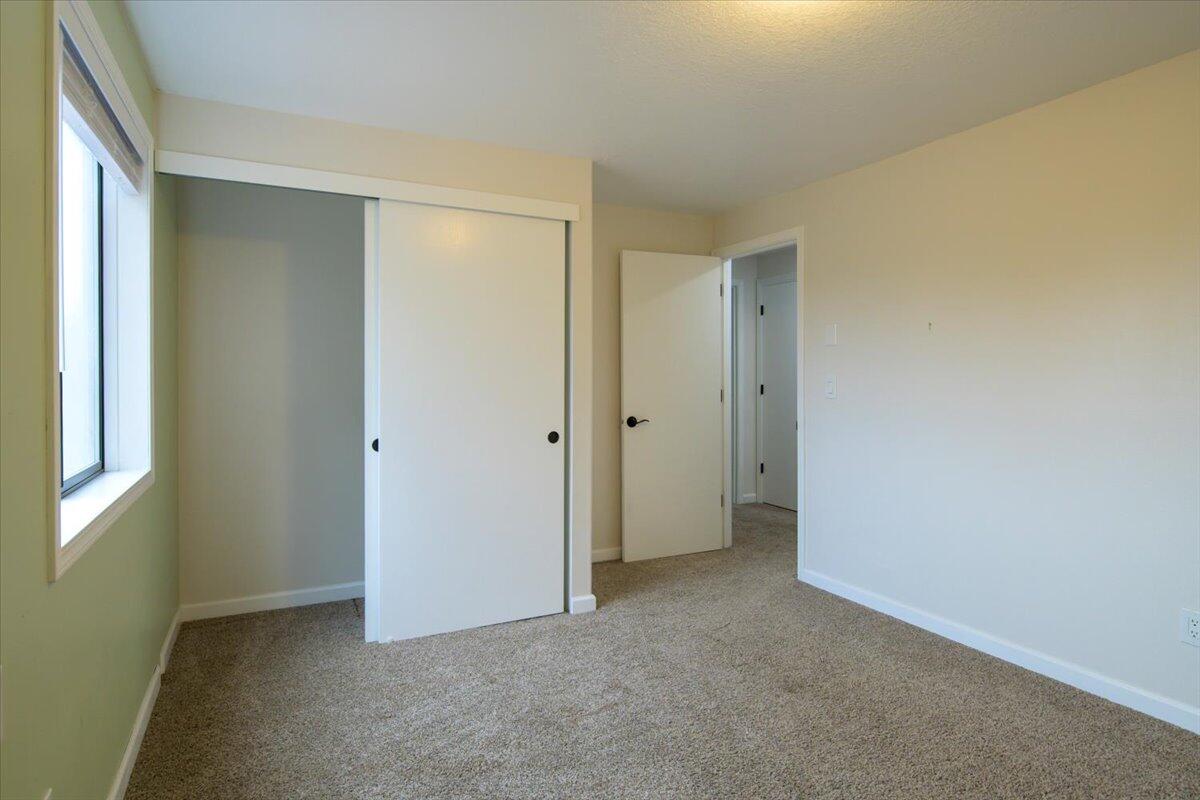 60990 Jennings Road Bend, OR 97702 - Photo 31 of 53 32-60990 Jennings Rd, Bend-32