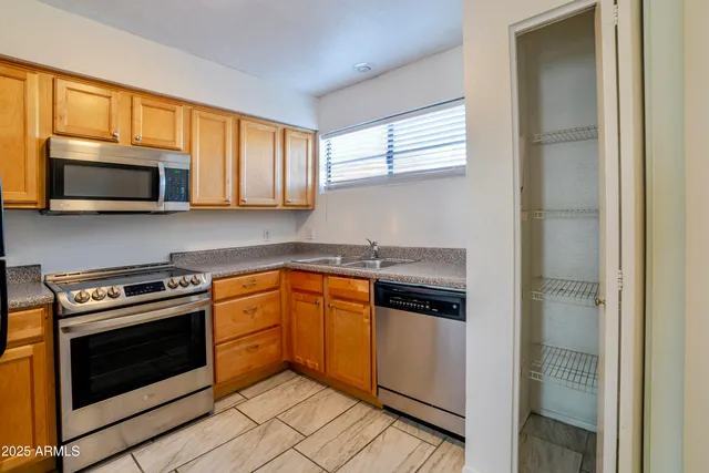 $1,490 | 11640 North 51st Avenue, Unit 250, Glendale, AZ 85304