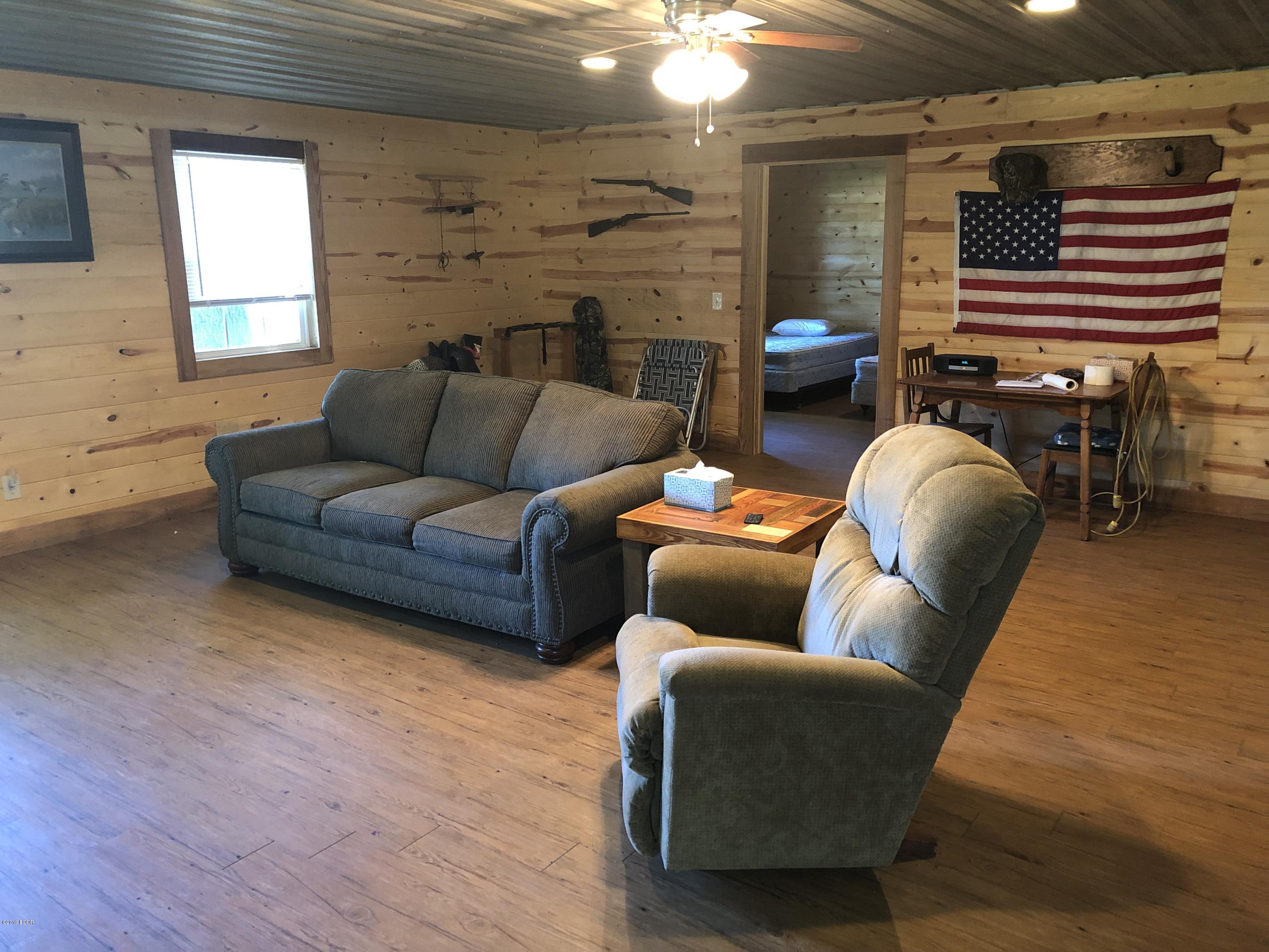 11673 Wilson Road Benton, IL 62812 - Photo 5 of 22