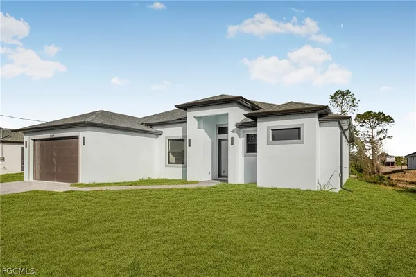$2,500 | 3604 29th Street Southwest, Lehigh Acres, FL 33976