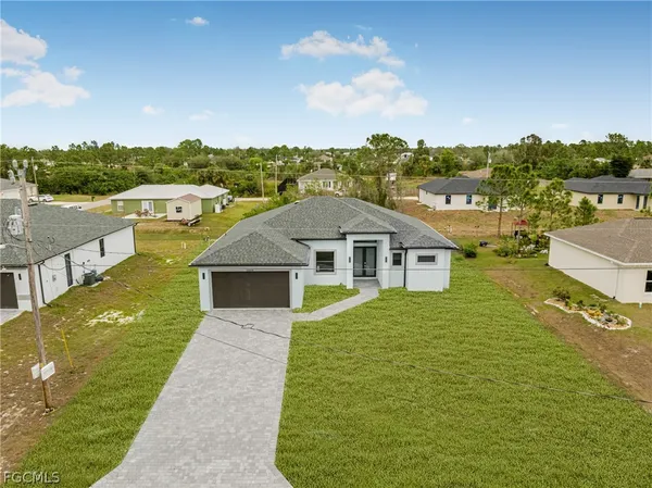 $2,500 | 3604 29th Street Southwest, Lehigh Acres, FL 33976