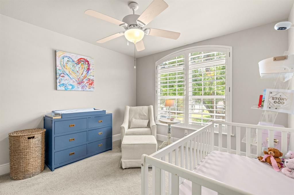 809 Edgefield Road Fort Worth, TX 76107 - Photo 29 of 32
