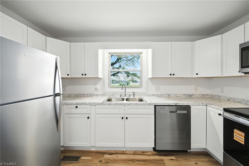 856 Haynes Road Elkin, NC 28621 - Photo 14 of 28