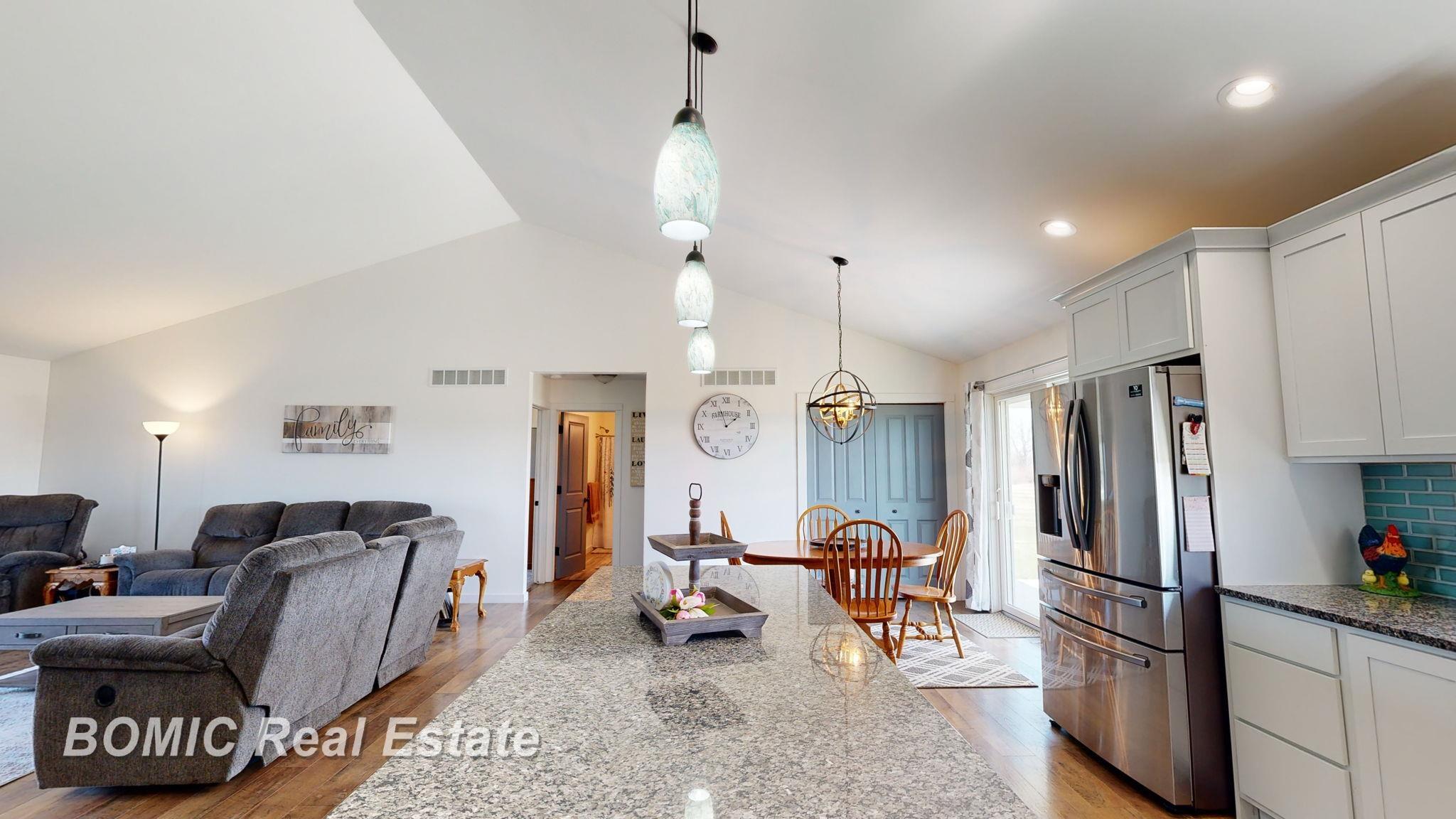 7185 Sohn Road Vassar, MI 48768 - Photo 7 of 34
