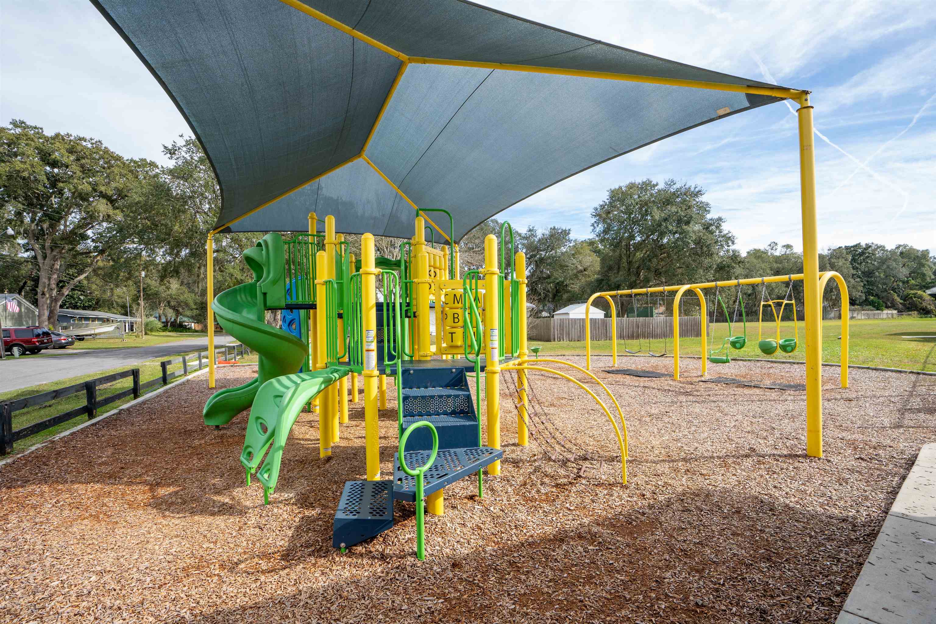 702 Queen Road St. Augustine, FL 32086 - Photo 48 of 71 a view of outdoor space