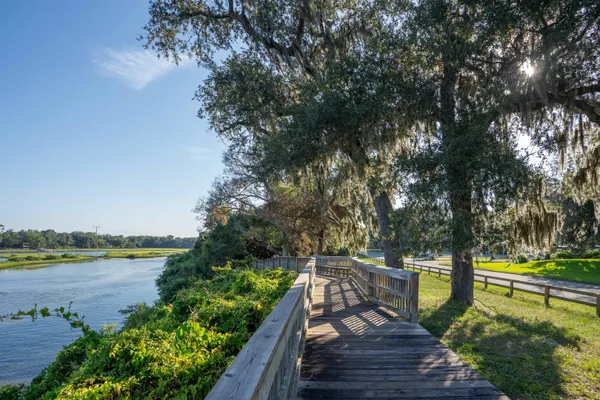 $555,000 | 702 Queen Road, St. Augustine, FL 32086