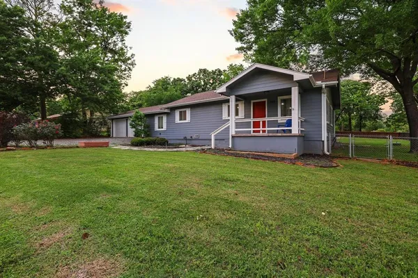 $599,999 | 109 Arkansas Street, Pottsboro, TX 75076