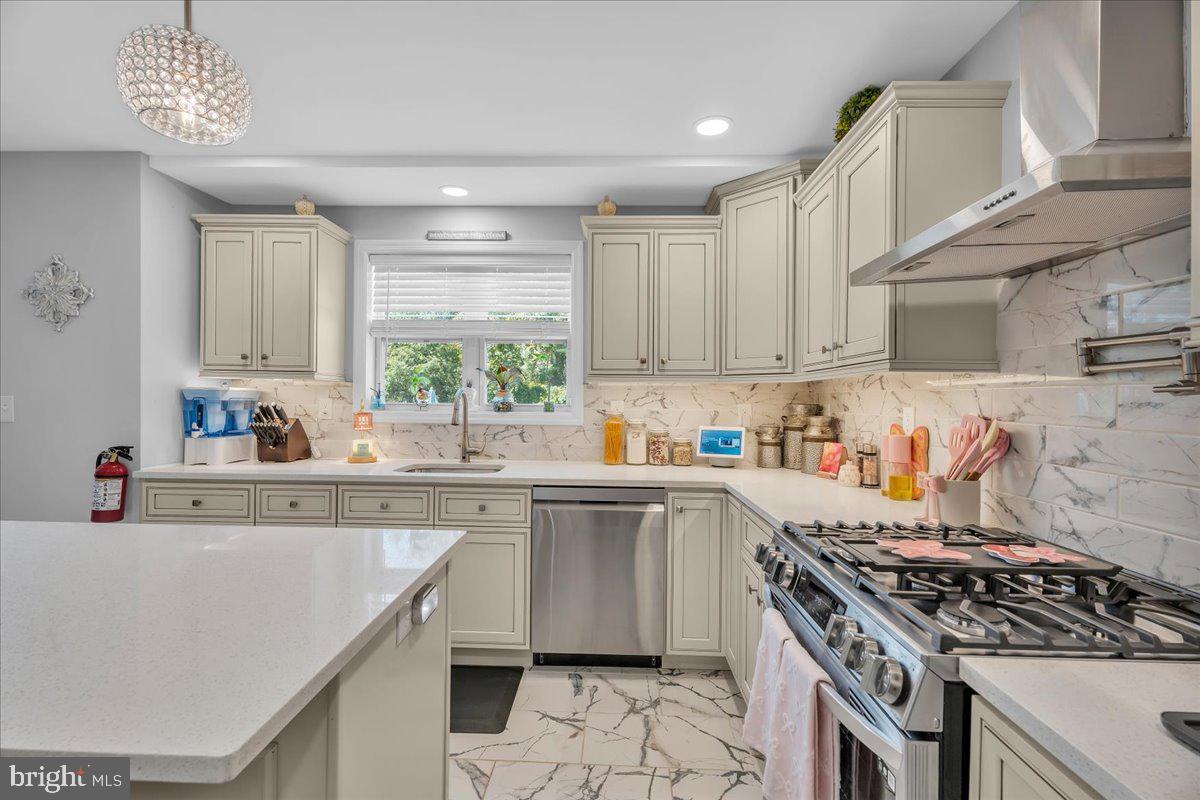 546 Jackson Road Atco, NJ 08004 - Photo 12 of 41