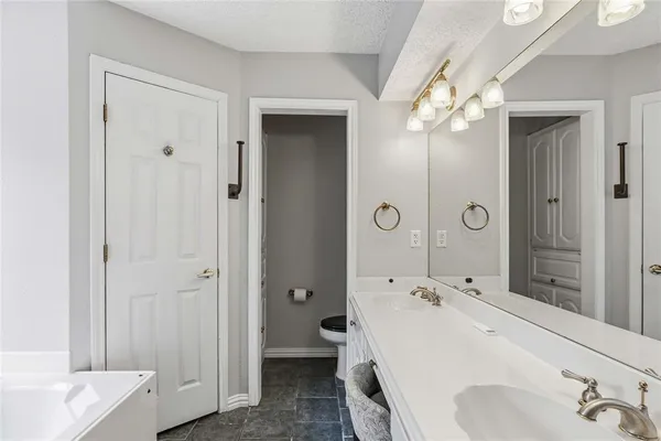 $475,000 | 200 Sunny Crest Drive, Murphy, TX 75094