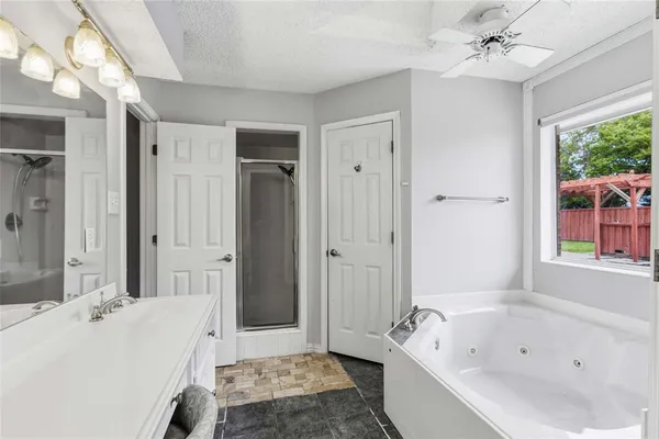 $475,000 | 200 Sunny Crest Drive, Murphy, TX 75094